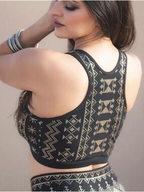 Limited edition Melodia Bellydance bra faux assuit
